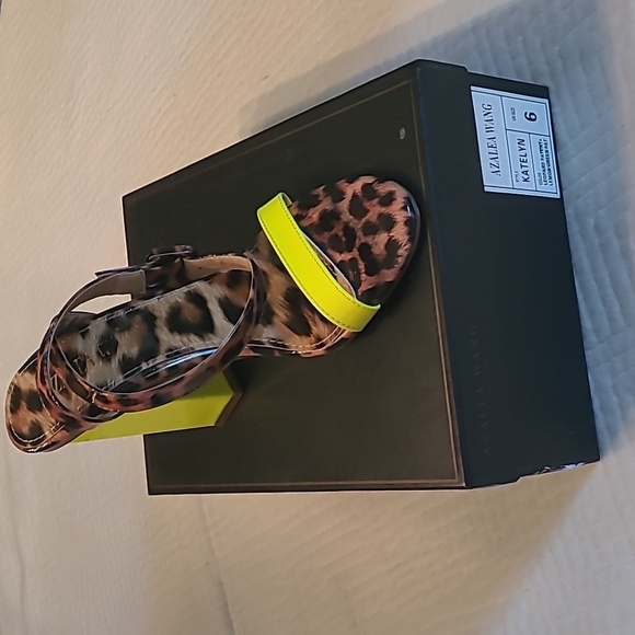 Azalea Wang Shoes - AZALEA WANG ESPRESSO MARTINI LEOPARD CUBE HEELS, Lemon Green patent leather